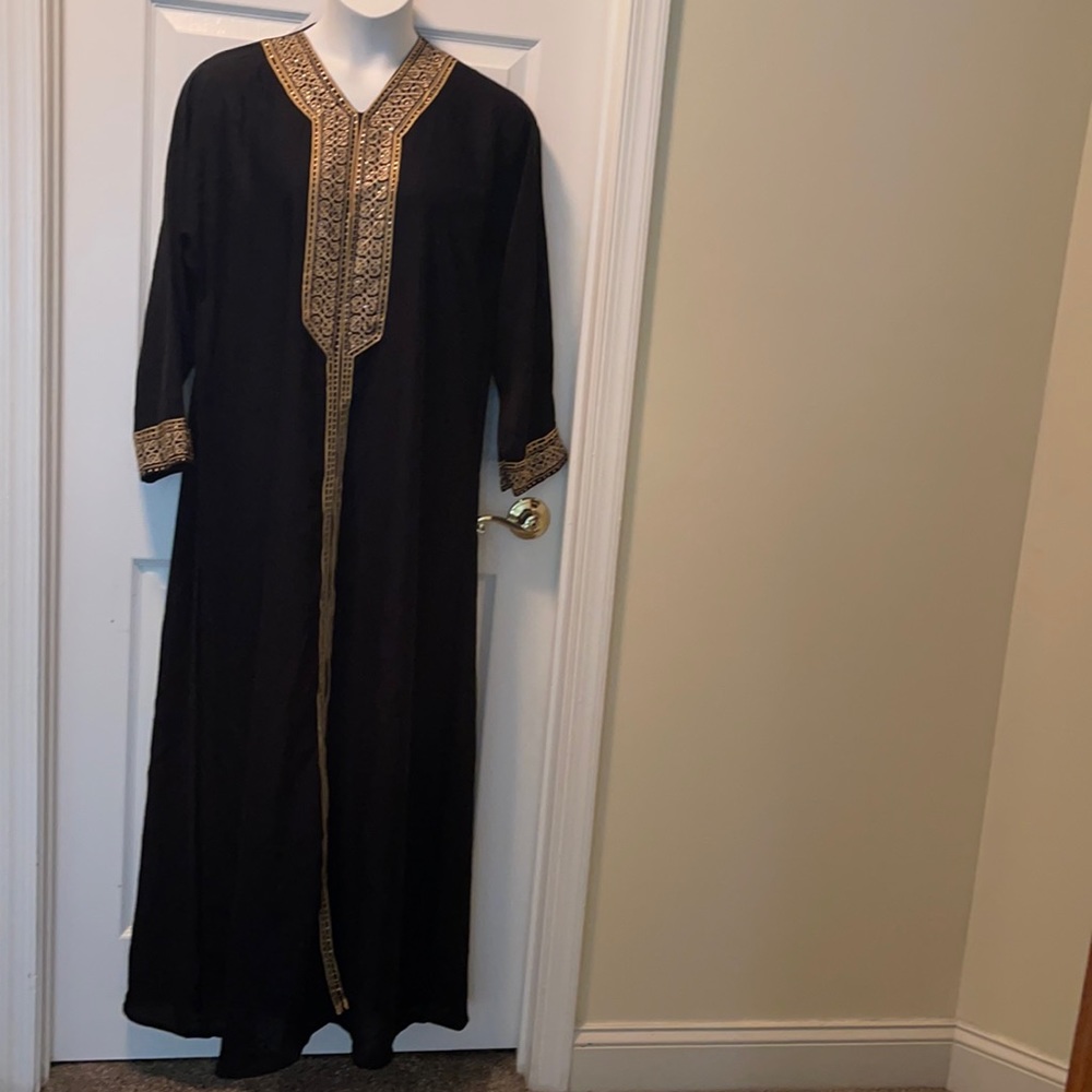 New unbranded black/gold kimono abaya XXL